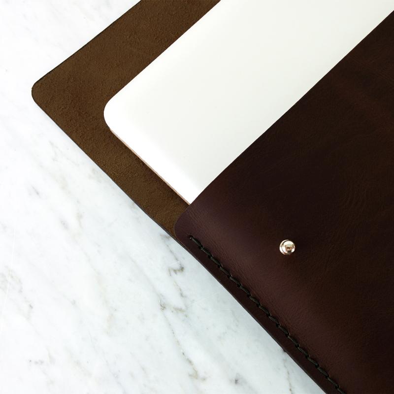 Leather Macbook Cover / 15" Laptop Sleeve / Portfolio / Laptop Case / Handstiched Leather Folio for 15” macbook